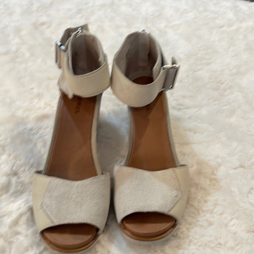 Sorel cream women’s sandal ankle strap 3 inch heel